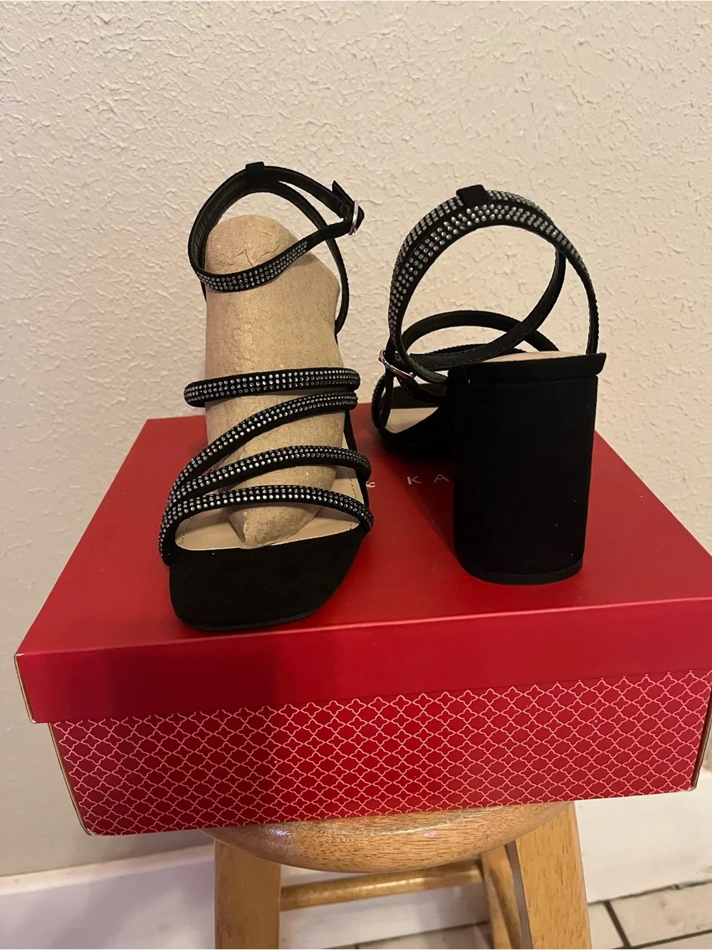 Kelly & Katie sophisticated black